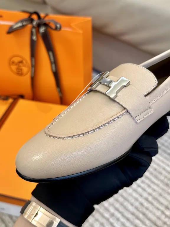 Hermes Shoe 